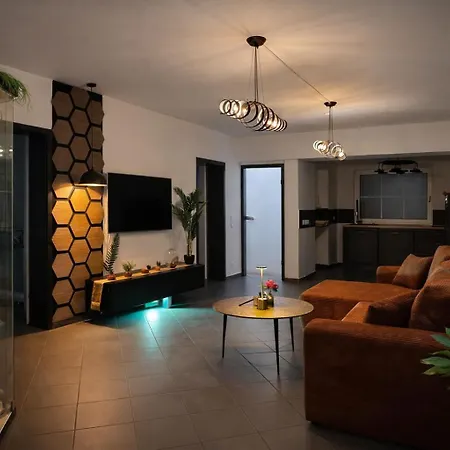 Wellnesshaus - Whirlpool - Sauna - Relax 公寓 黑尔滕